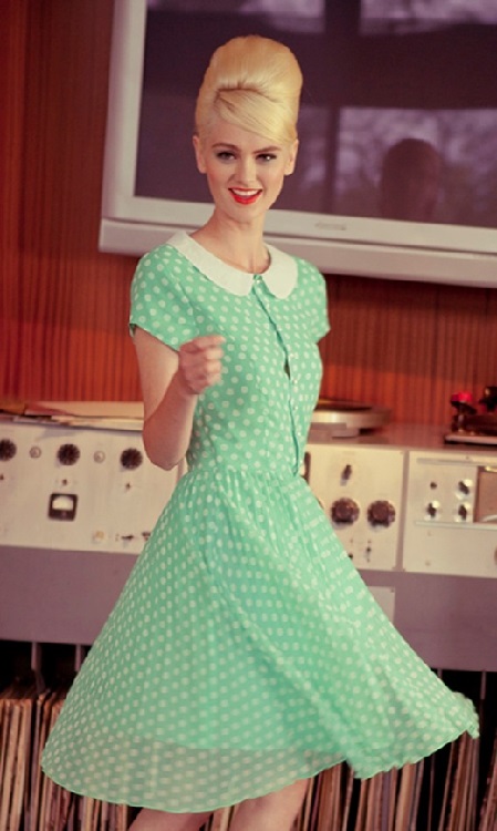 Платье в стиле 40 х годов