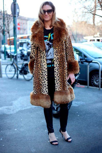 Sophie Pera в одежде от Jil Sander. Неделя моды в Милане осень/зима 2015