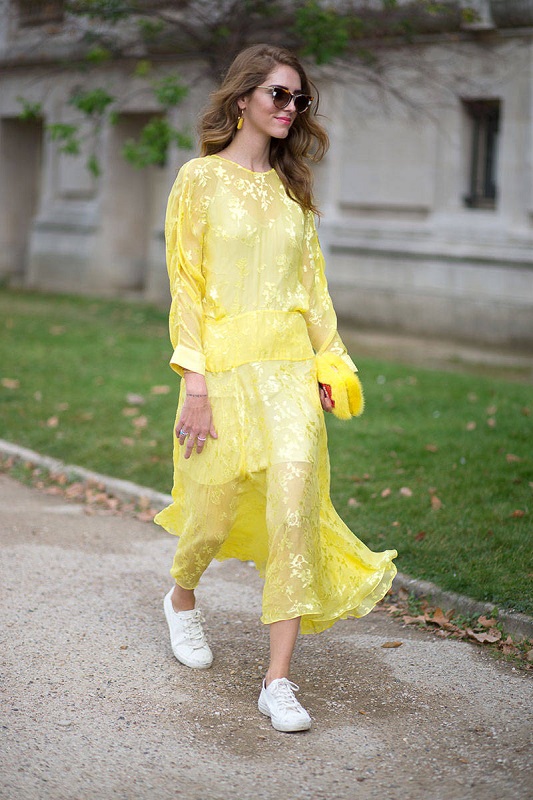 Кьяра Ферраньи в желтом, прозрачном платье