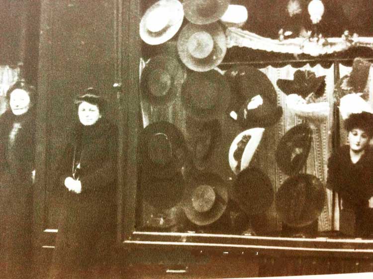 Магазин шляп, Париж 1905 год