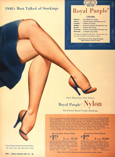 ноги в нейлоновых чулках 1940-е