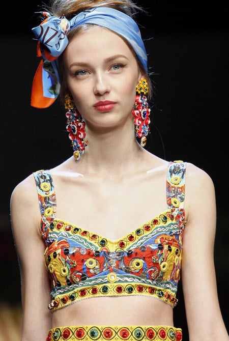 Тяжелые массивные сережки 3 Dolce & Gabbana - тенденции аксессуаров весна/лето 2016 
