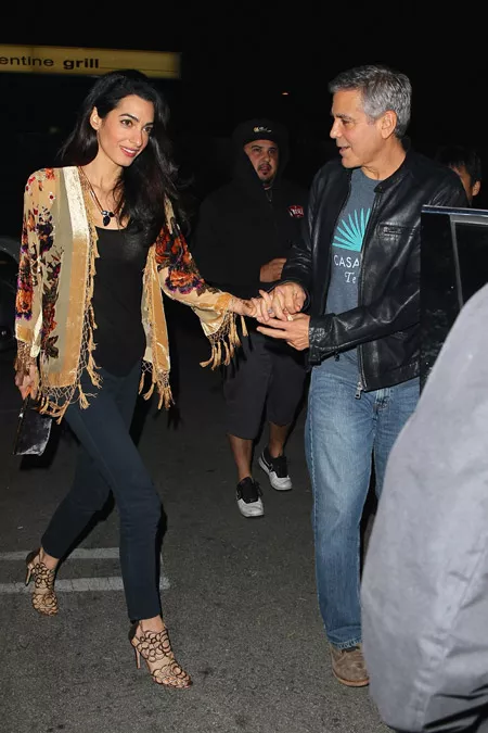Амаль Клуни по дороге в ресторан, Калифорния декабрь 2014