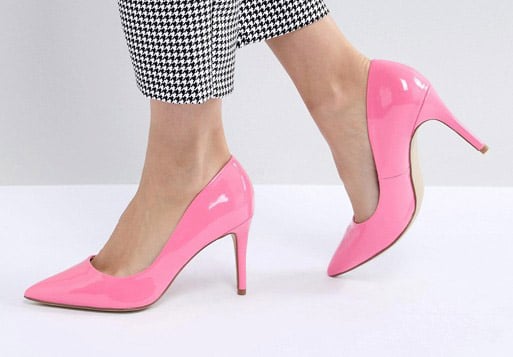 Красивые розовые туфли лодочки