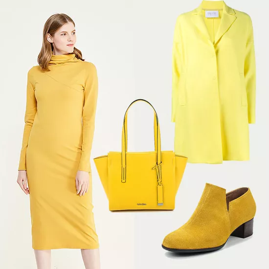 Лук с моделью в желтом платье, плащ, желтая сумка и ботинки на малегьком каблуке