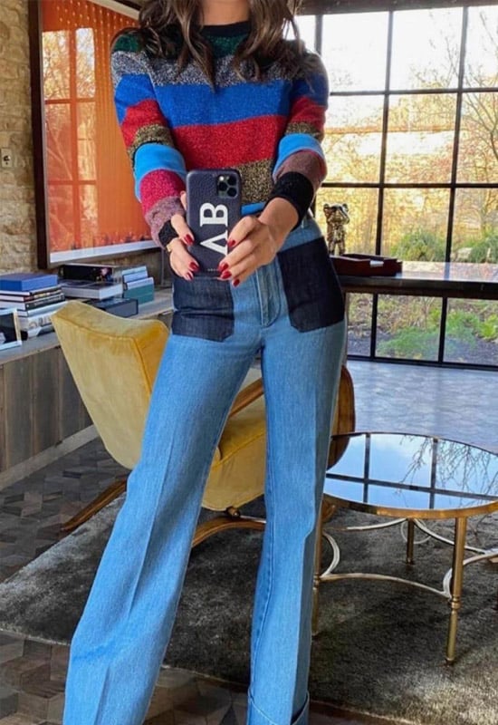 Виктория Бекхэм в джинсах клеш