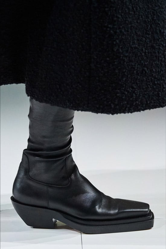Сапоги носки Bottega Veneta - модная обувь зима 2021