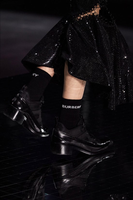 Ботильоны Burberry - модная обувь зима 2021