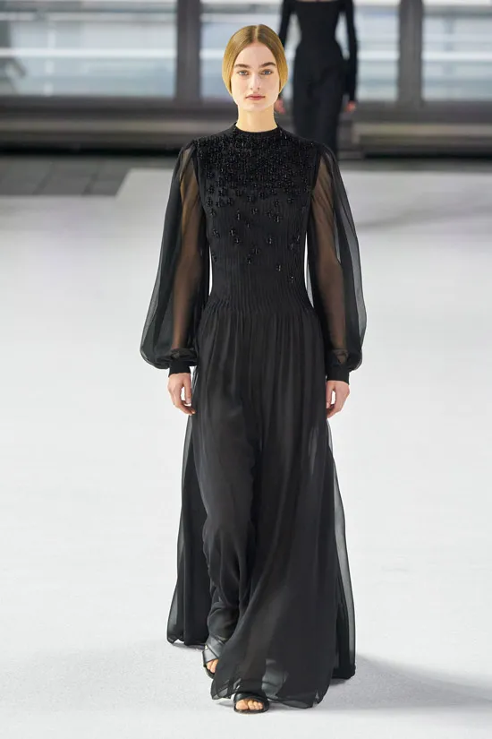 Черное платье с пышными рукавами Carolina Herrera