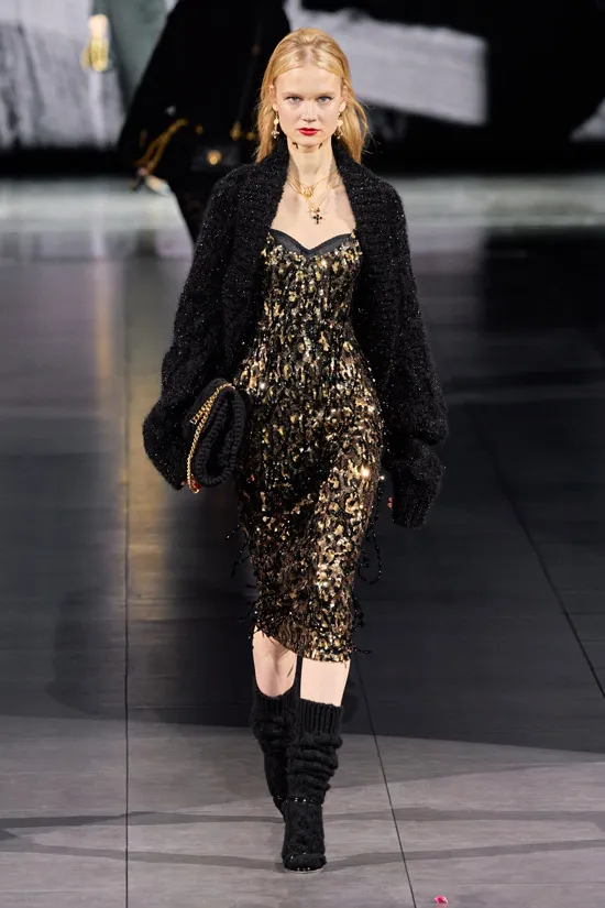 Золотисто черное платье Dolce & Gabbana
