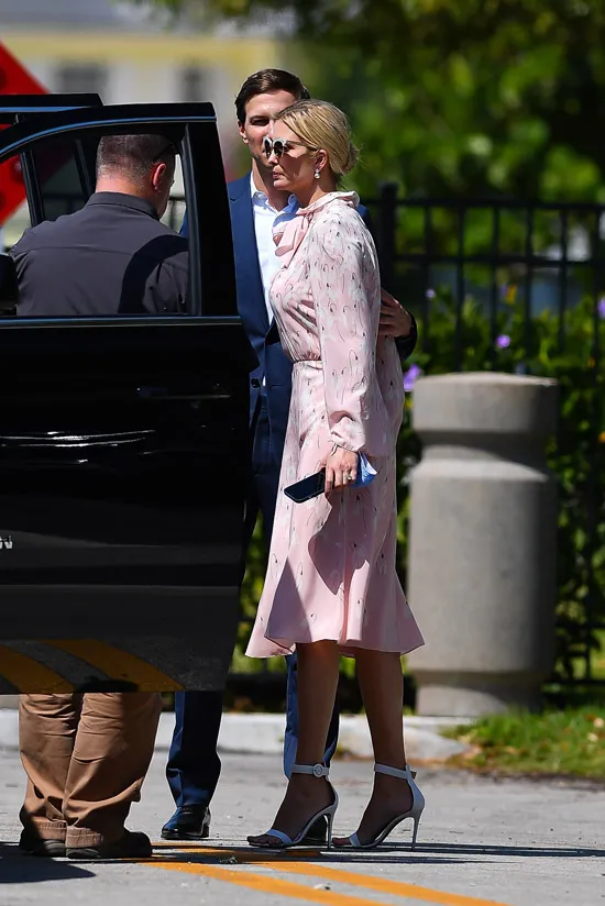 Иванка Трамп в розовом платье