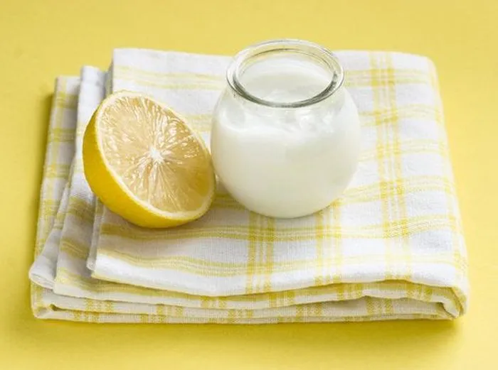 Маска для волос с йогуртом и лимоном