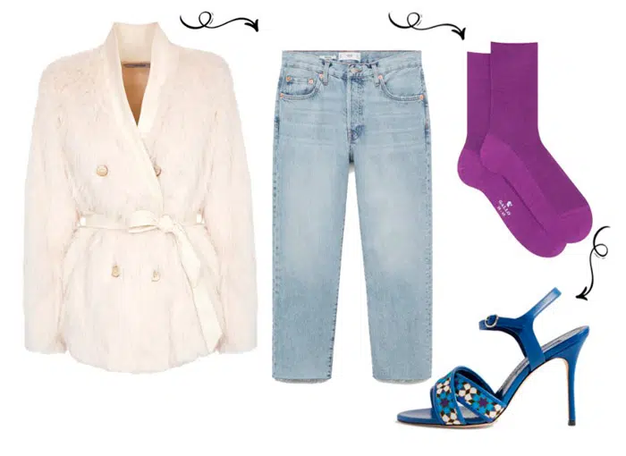 Образ с голубыми джинсами, синими босоножками на шпильке и фиолетовыми носками