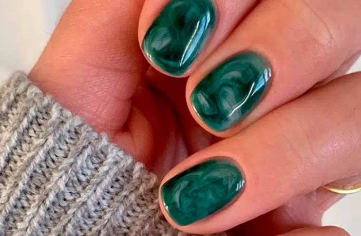 13 верных цветов ногтей, которые заставят ваш короткий маникюр выглядеть изумительно этой зимой