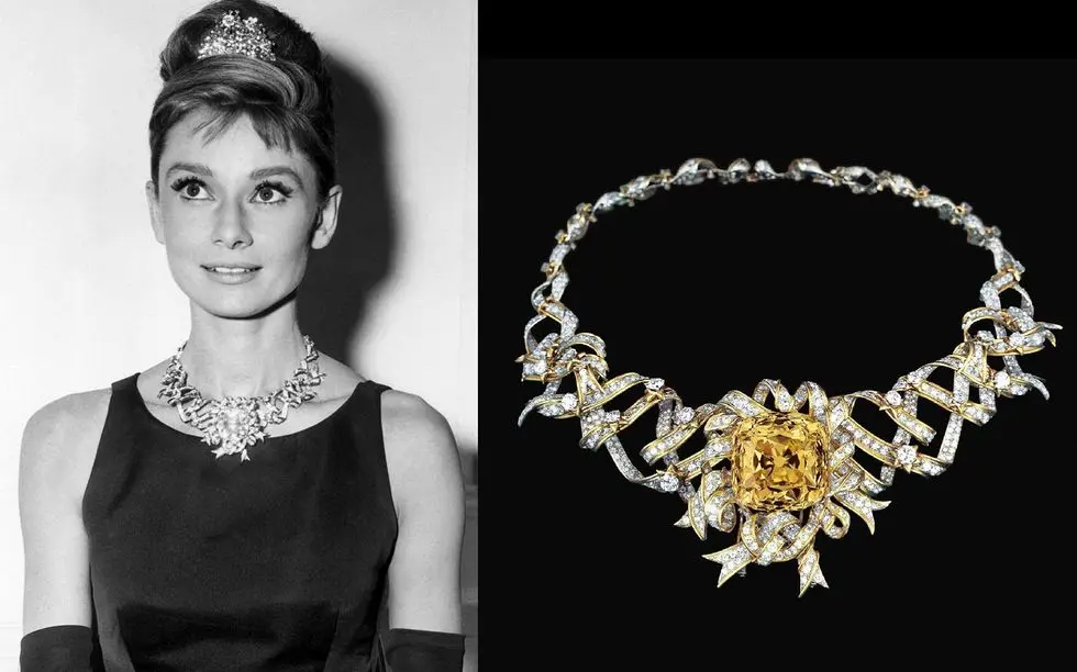 Одри Хепберн с ожерельем с потрясающим желтым бриллиантом