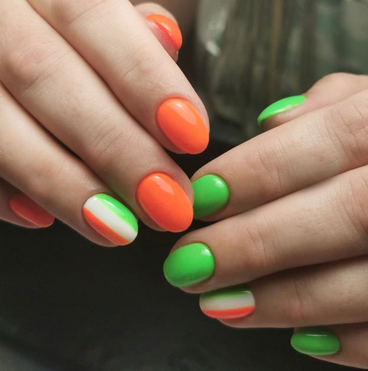 Оранжево зеленый маникюр на коротких овальных ногтях