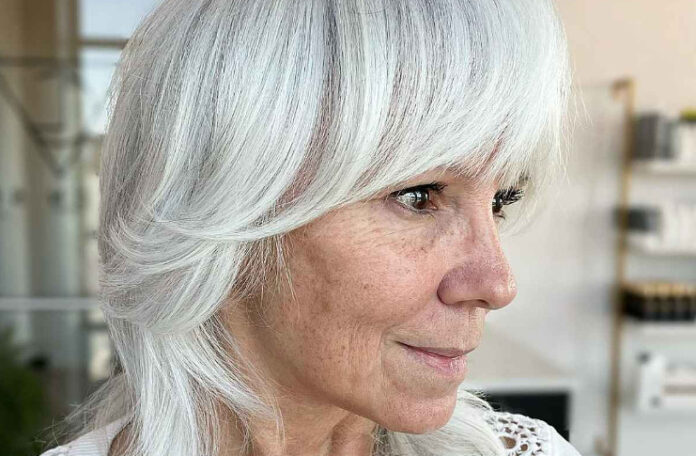 14 дизайнов стрижки шег для женщин за 60, чтобы выглядеть на 10 лет моложе