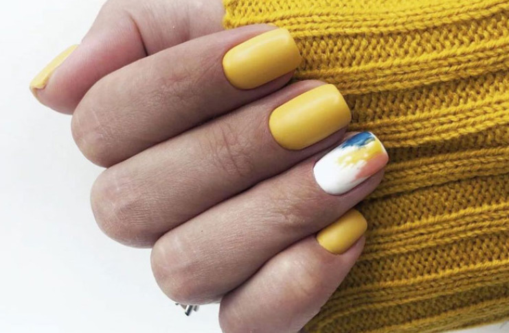 15 привлекательных желтых дизайнов ногтей, которые заставят ваши пальчики трепетать