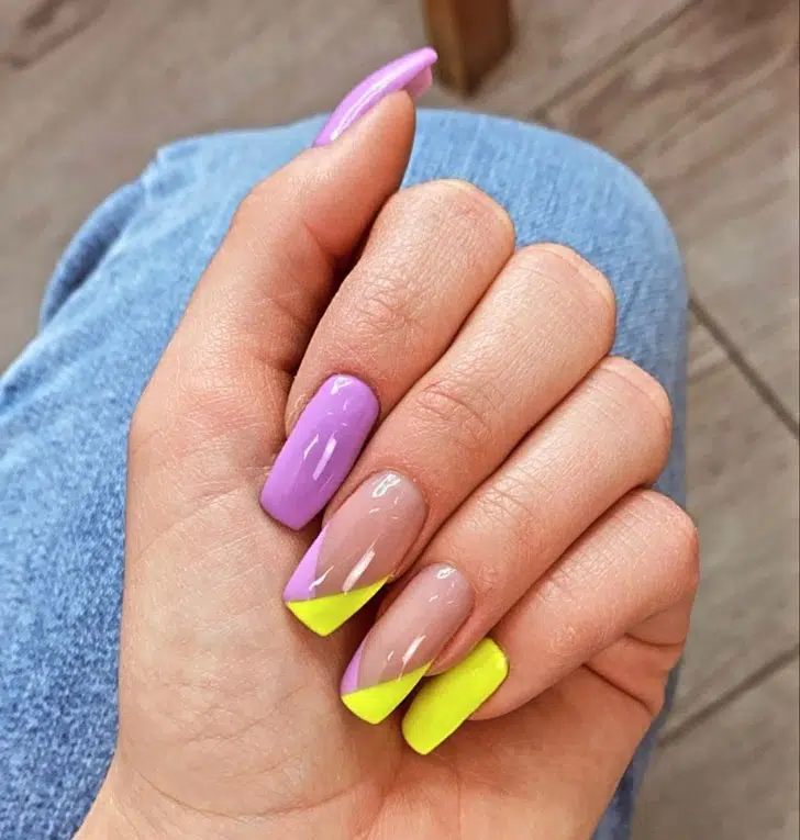 Желто фиолетовый френч на длинных квадратных ногтях