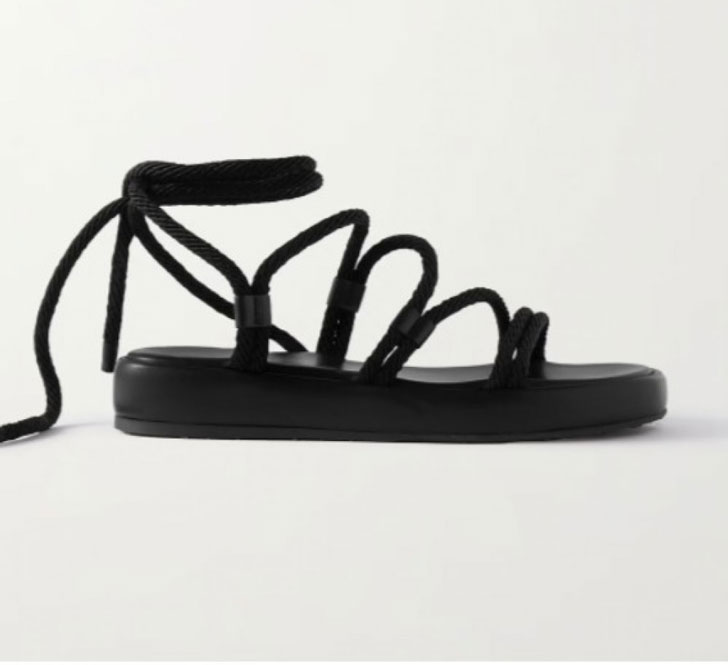 Черные сандалии на шнуровке от Gianvito Rossi