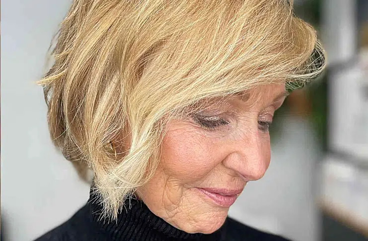 22 невероятные короткие стрижки с рванной текстурой для женщин старше 70 лет