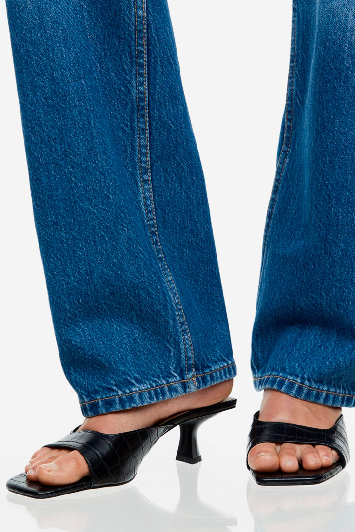Черные сандалии на низком каблуке от H&M