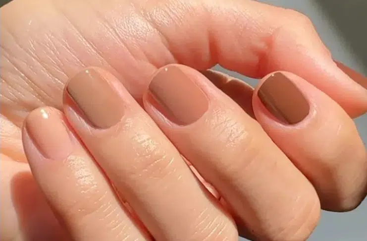 12 элегантных и сдержанных дизайнов ногтей, которые подчеркнут красоту ваших рук