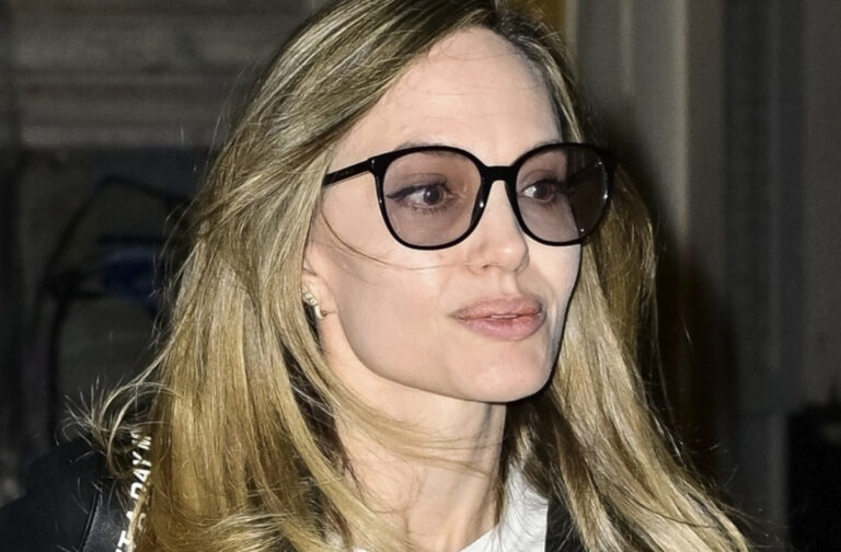 Больше не брюнетка: Анджелина Джоли радикально сменила прическу